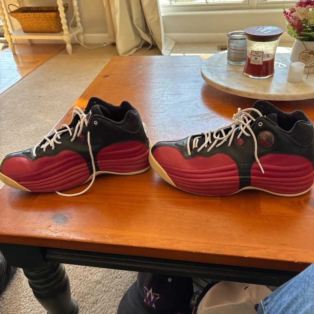 Jordan Men's Red and Black Sneakers with White Accents - Picture 4 of 8